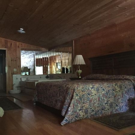 Highland Hills Motel & Cabins Boone Quarto foto
