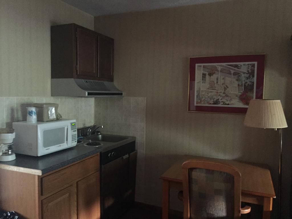 Highland Hills Motel & Cabins Boone Quarto foto