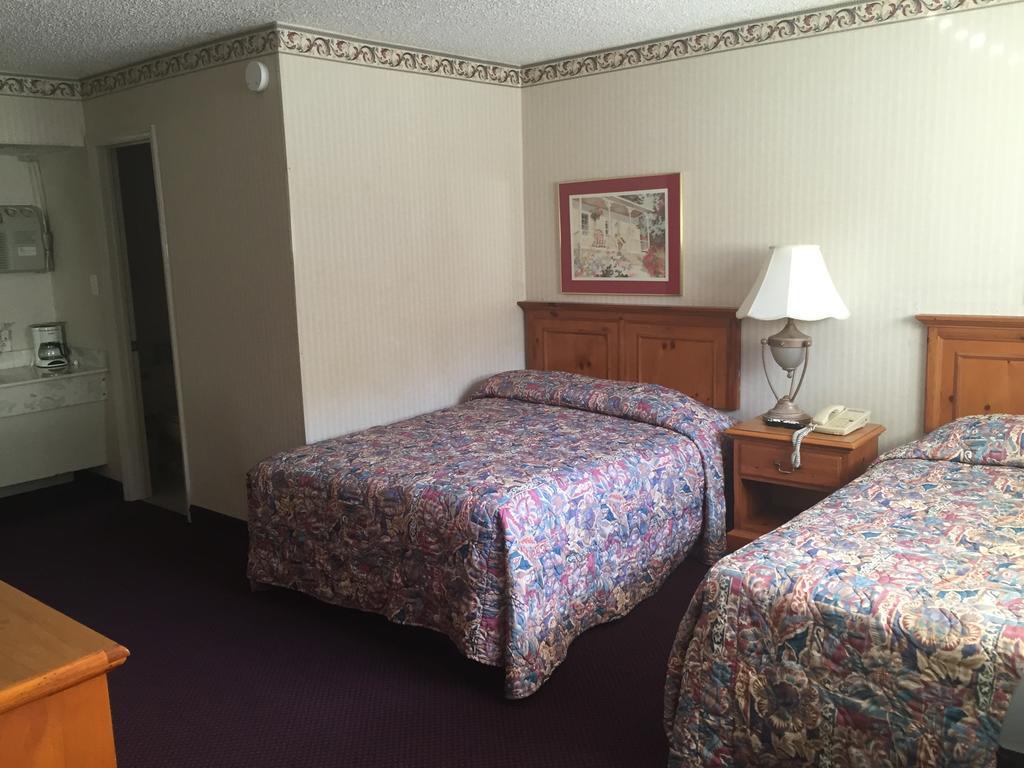Highland Hills Motel & Cabins Boone Quarto foto